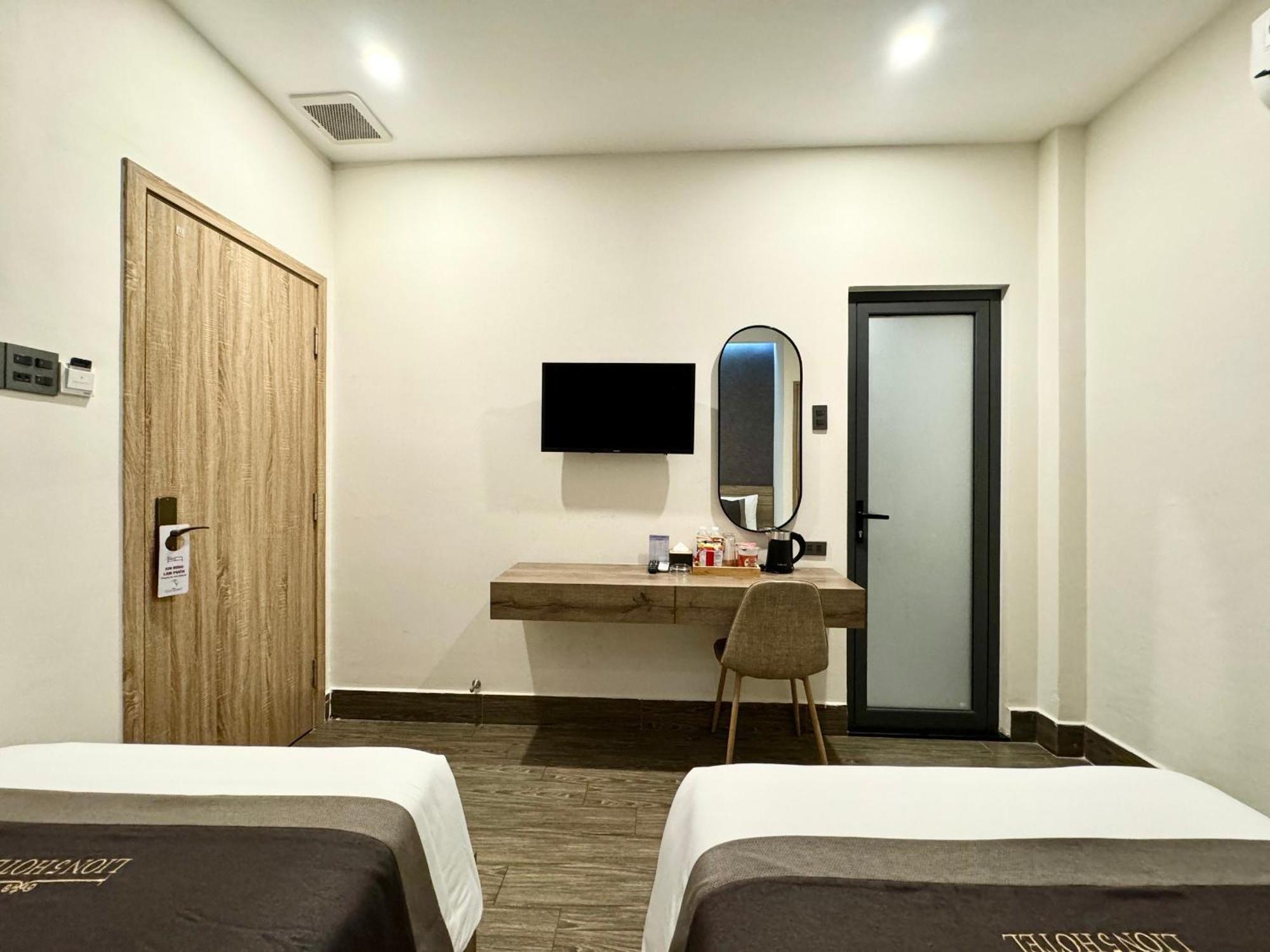 Lion 5 Hotel Кан То Екстериор снимка