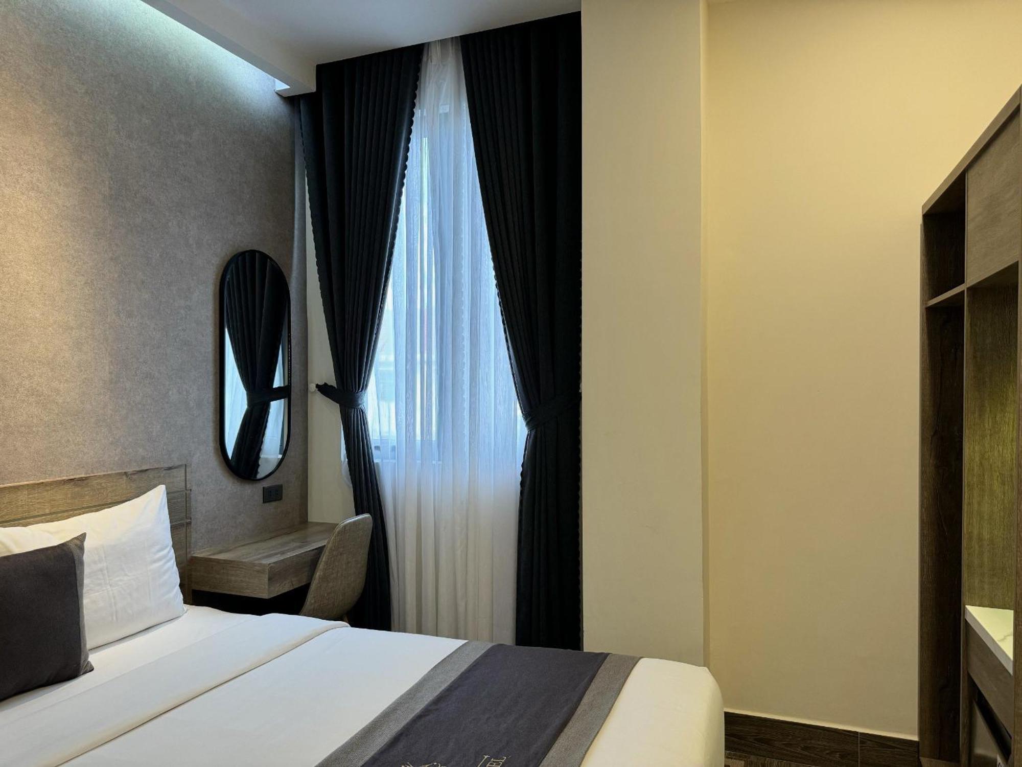 Lion 5 Hotel Кан То Екстериор снимка