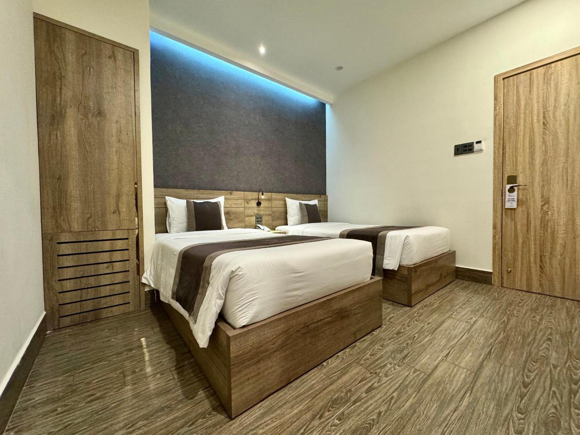 Lion 5 Hotel Кан То Екстериор снимка